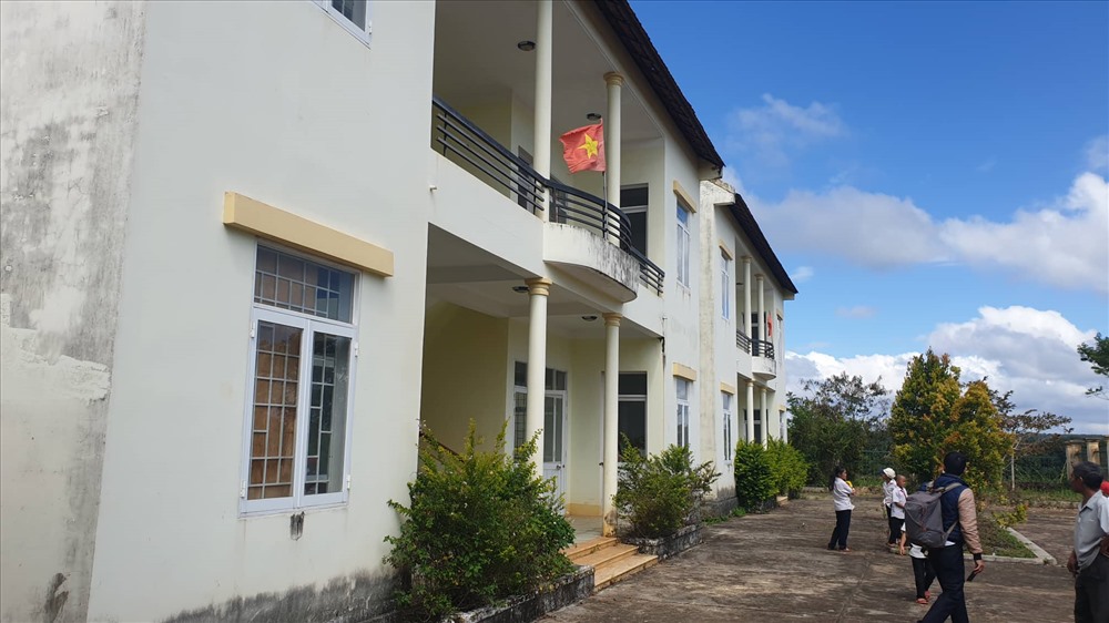 Hiện chỉ còn khu khánh tiết là có thể đón du khách tham quan, nhưng có rất ít thông tin về lịch sử di tích và cũng không có hướng dẫn viên để giới thiệu với du khách. Điều đáng buồn là khu khánh tiết không được duy tu thường xuyên; đường vào khu di tích cảnh quan nhếch nhác, rác thải bừa bãi…