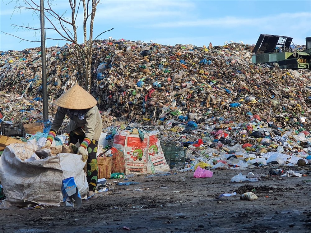 Hiện tại chỉ chôm lắp, xử lý mùi (ảnh Nhật Hồ)