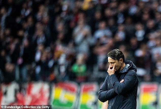 HLV Niko Kovac sẽ còn 2 trận đấu để quyết định số phận của mình. Ảnh: Getty