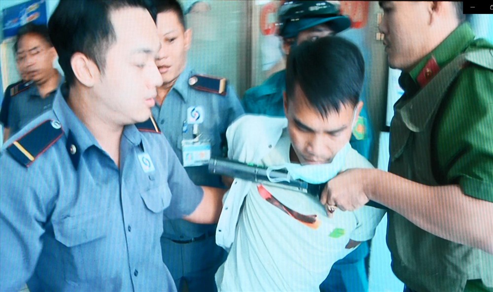 Lực lượng chức năng có mặt trấn áp đối tượng gây rối