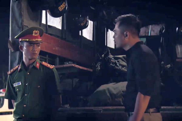 Cuộc gặp gỡ giữa Hoàng và Thông như một khởi đầu cho cuộc chạy án. Ảnh: CMH.