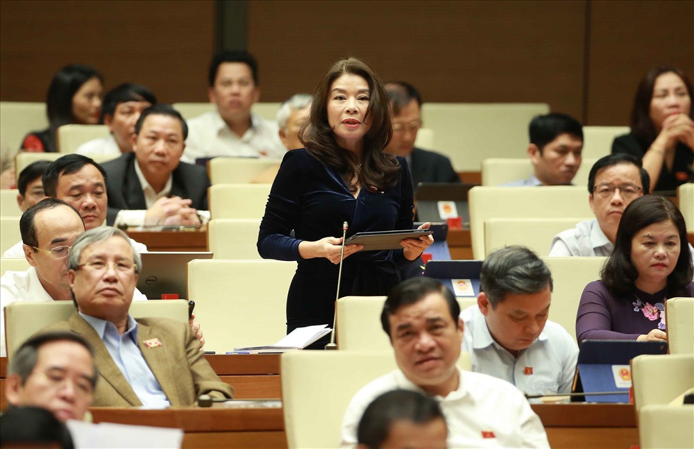 ĐBQH Lê Thu Hà (đoàn Lào Cai).