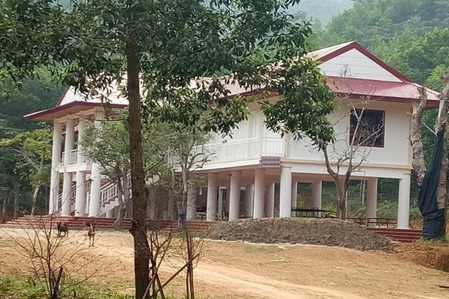 Công trình xây dựng trái phép trên đất rừng tại xã Thanh Mai. Ảnh: PV
