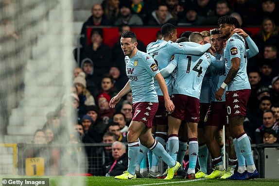 Siêu phẩm của Grealish. Ảnh: Getty.