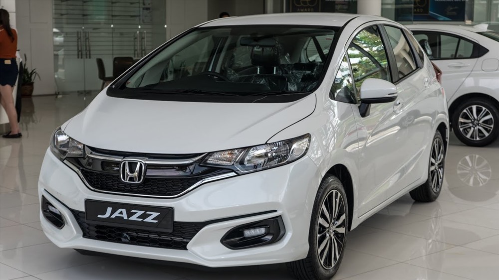 Lương Xuân Trường được CLB cấp chiếc Honda Jazz nhỏ nhắn. Ảnh ST.