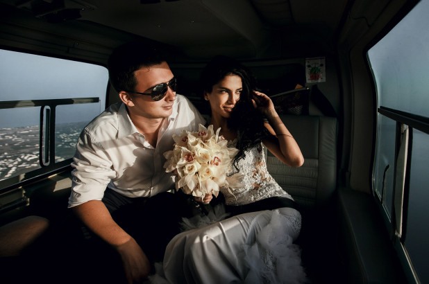Phụ nữ ai cũng mong muốn lấy được người chồng giàu có. Ảnh: T. L.