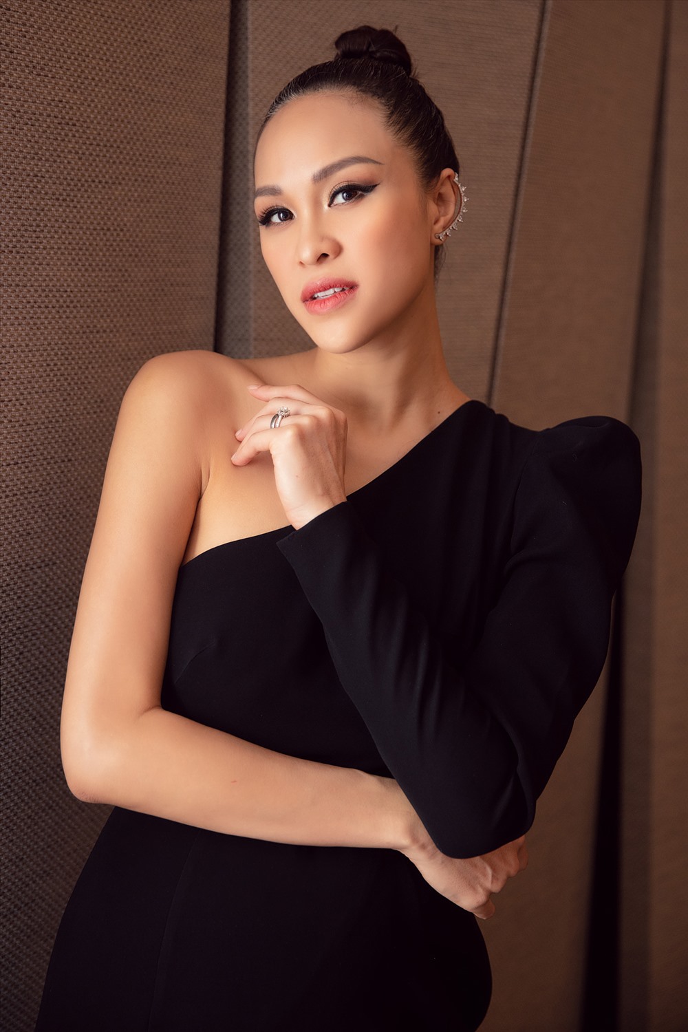 Người đẹp cho hay,