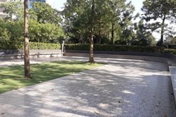 Cậu bé 12 tuổi bị người đàn ông ở khu đô thị cao cấp đánh chấn động não