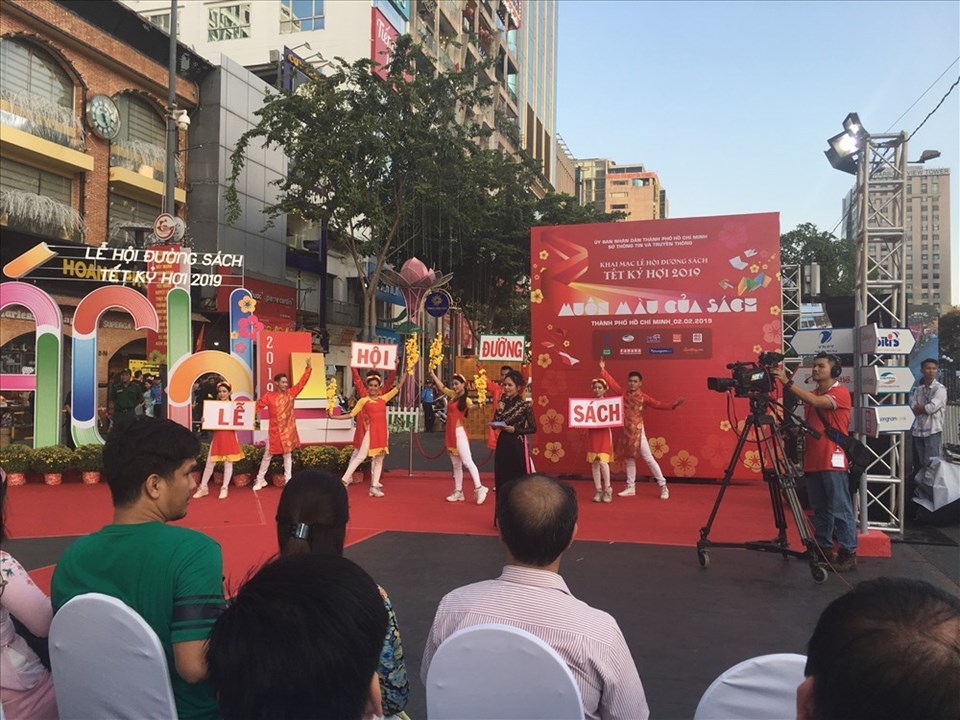 Lễ hội đường sách TPHCM năm 2019. Ảnh: M.T Lễ hội đường sách TPHCM năm 2019. Ảnh: M.T