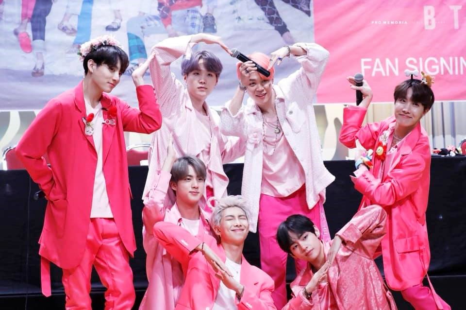 Boy With Luv giành ngôi Á quân của BXH - Ảnh BTS Vietnam fanpage