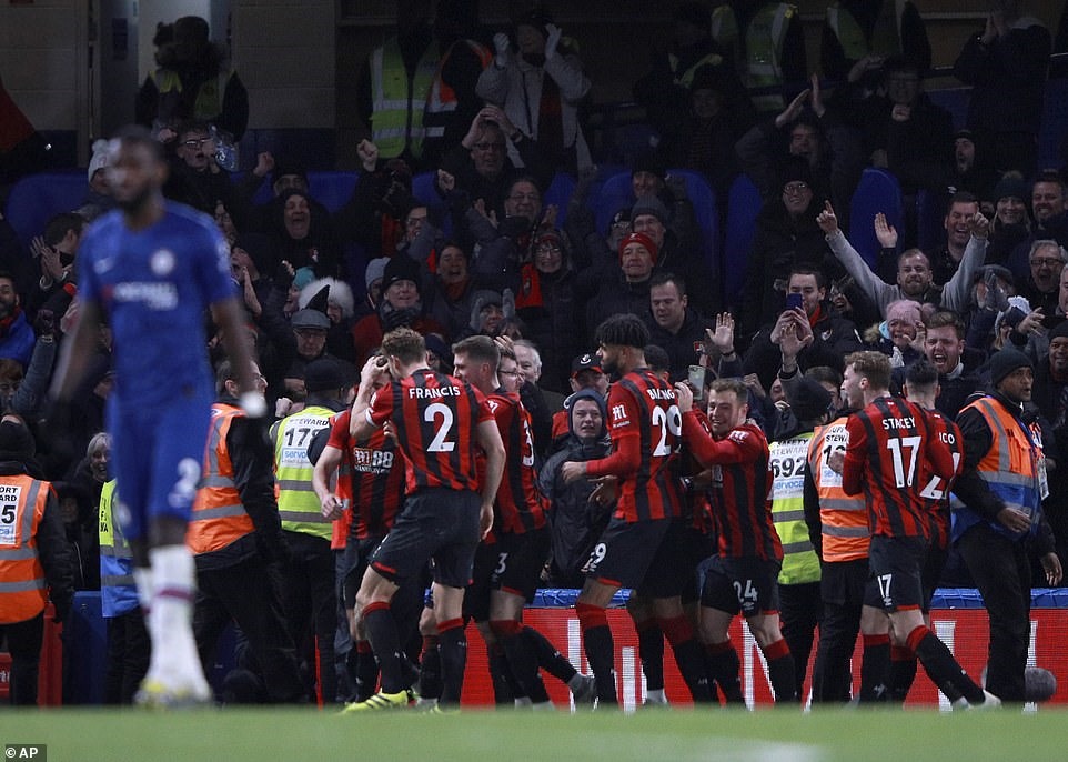 Ảnh: AP/Getty