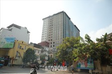 Công trình 8B Lê Trực sau 4 năm chậm trễ tháo dỡ giờ ra sao?