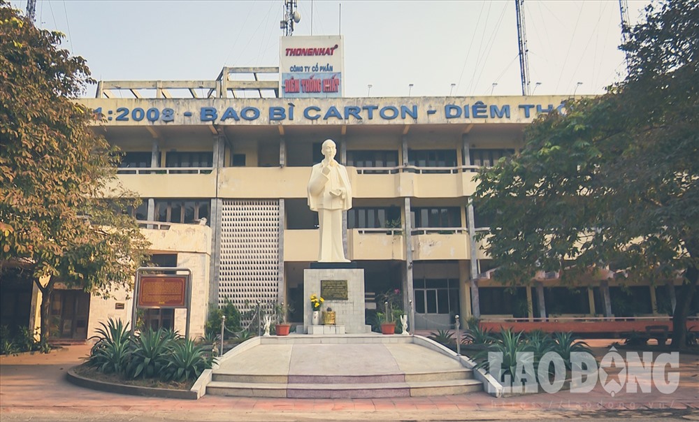 Năm 1956, nhà máy Diêm Thống nhất được thành lập. Năm 1993, nhà máy chuyển sang hoạt động theo mô hình doanh nghiệp với tên gọi Công ty Diêm Thống Nhất. Từ tháng 1.2002 chuyển sang hoạt động theo mô hình công ty cổ phần với tên gọi Công ty cổ phần Diêm Thống Nhất (Diêm Thống Nhất).