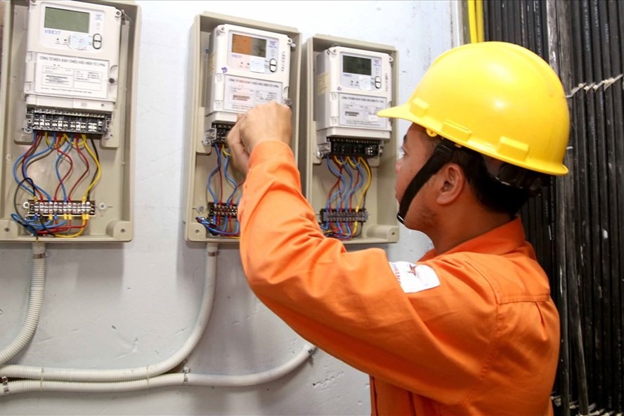 Giá điện 2020 có thể phải “cõng” khoản chênh tỉ giá 3.000 tỉ đồng. Ảnh: Hải Nguyễn