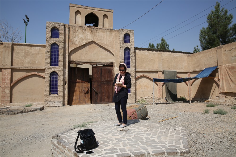 Bối cảnh phiên chợ Ba Tư cổ tại phim trường Ghazli ở Tehran, Iran. Ảnh: TH