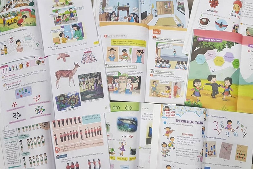 Bộ SGK đầy đủ duy nhất (9/9 cuốn cho 8 môn học lớp 1) vừa được Bộ GDĐT thông qua. Ảnh: Đ.T