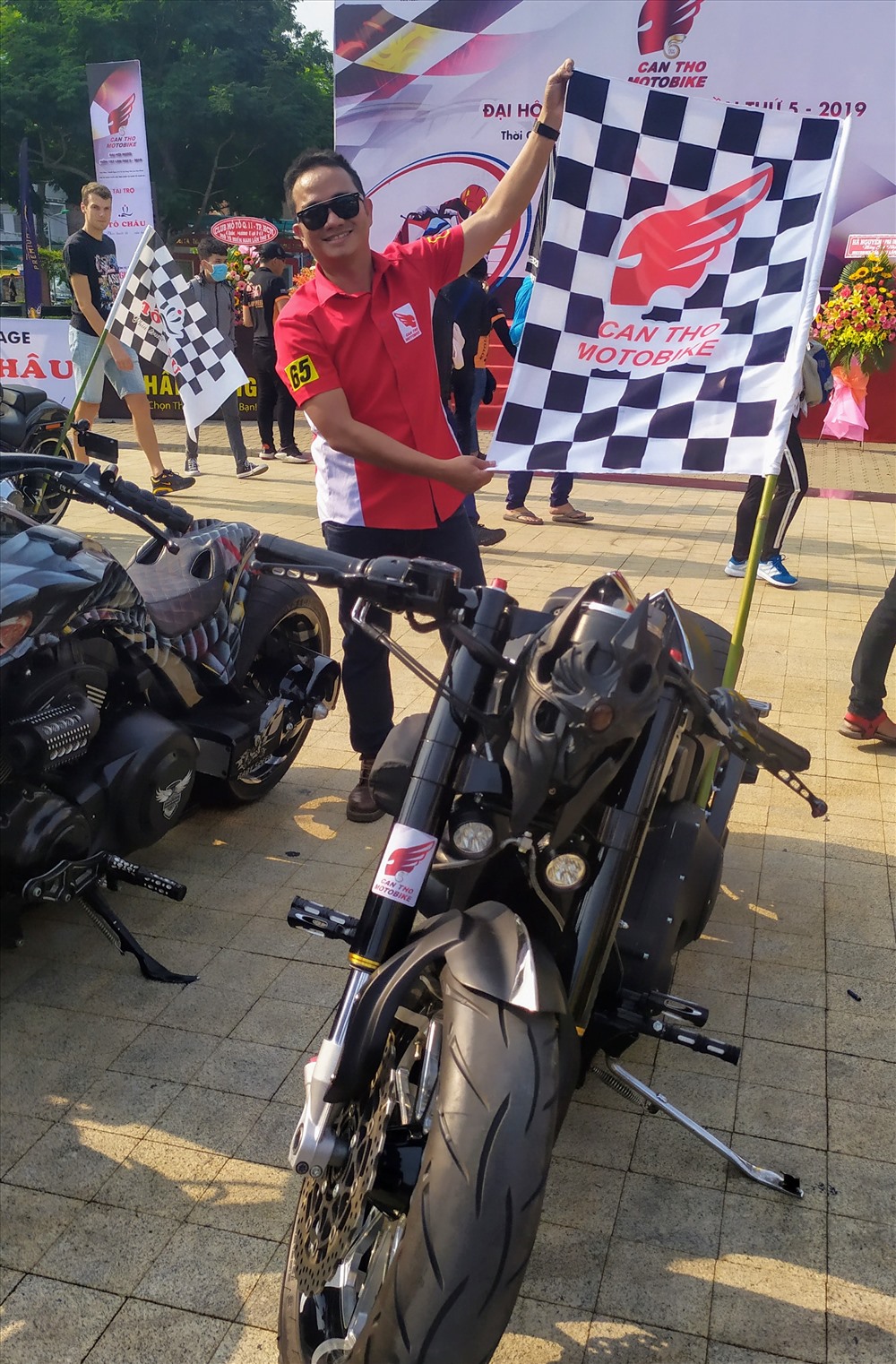 Đại hội Moto miền Tây lần này được tài trợ chính bởi Công ty Lộc Tô Châu cùng các mạnh thường quân