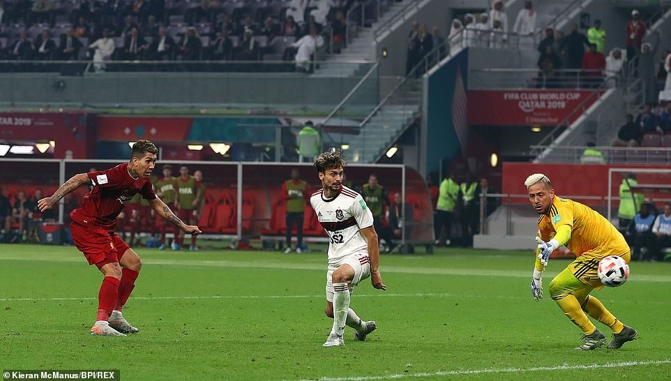 Bàn thắng duy nhất của Firmino. Ảnh: PA, REX, Getty.