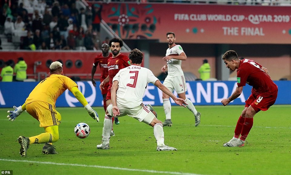 Bàn thắng duy nhất của Firmino. Ảnh: PA, REX, Getty.