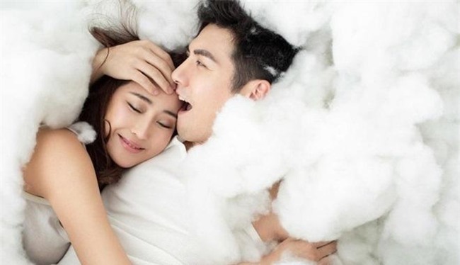 Đừng vội nghi ngờ khi hành vi của chồng lại không theo thường lệ