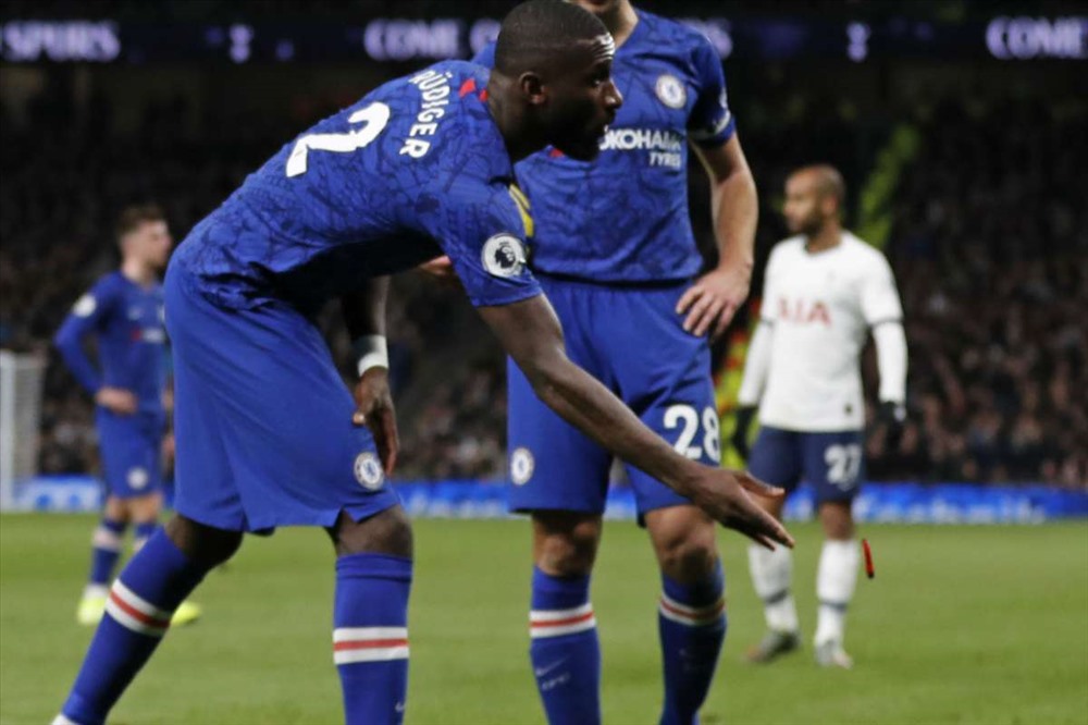 Sẽ còn bao nhiêu người như Rudiger? Ảnh: Goal.