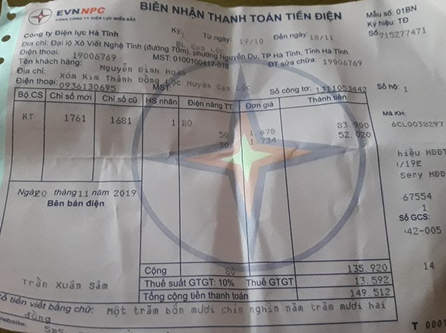 Hóa đơn tiền điện tháng 11 của gia đình chỉ Hằng chỉ 149 ngàn đồng. Ảnh: Trần Tuấn