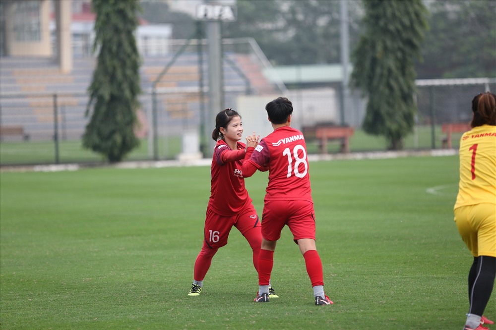 Dương Thị Vân là một trong những tiền vệ chủ lực trong chiến dịch SEA Games trên đất Philippines. Ảnh: NGUYỄN NAM