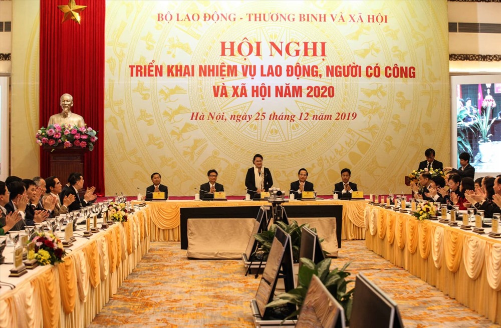 Toàn cảnh hội nghị.