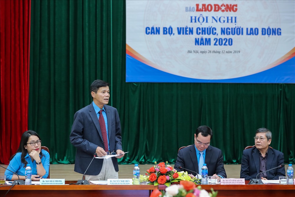 Đồng chí Nguyễn Ngọc Hiển, Tổng Biên tập Báo Lao Động phát biểu tại Hội nghị. Ảnh: Sơn Tùng