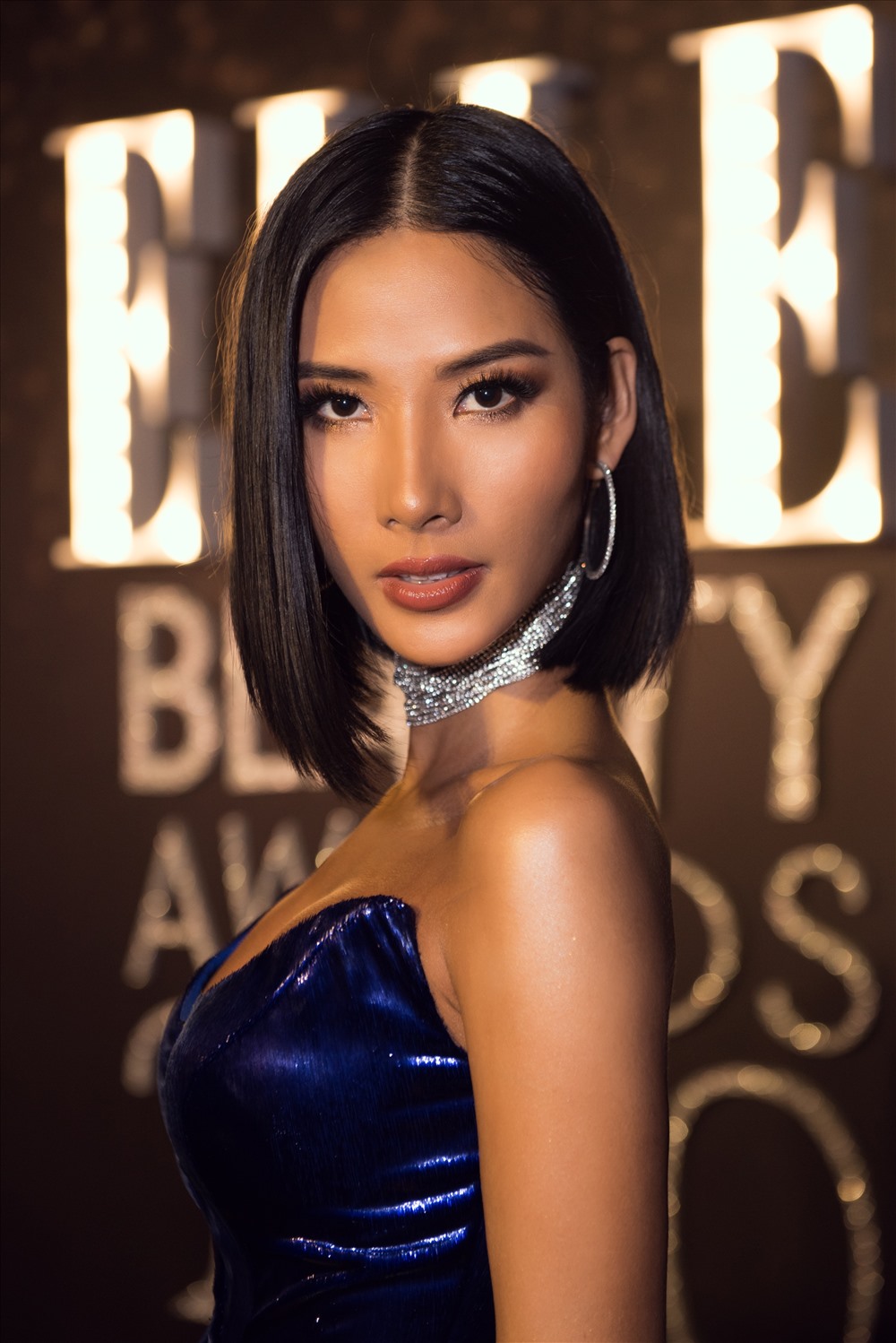 Với những nỗ lực và thành công tại Miss Universe, cùng sự kiên trì tập luyện trong thời gian dài, Á hậu Hoàng Thùy cũng được vinh danh trên sân khấu Elle Style Awards 2019 với giải thưởng “Best Body Of The Year” (Thân hình đẹp nhất).