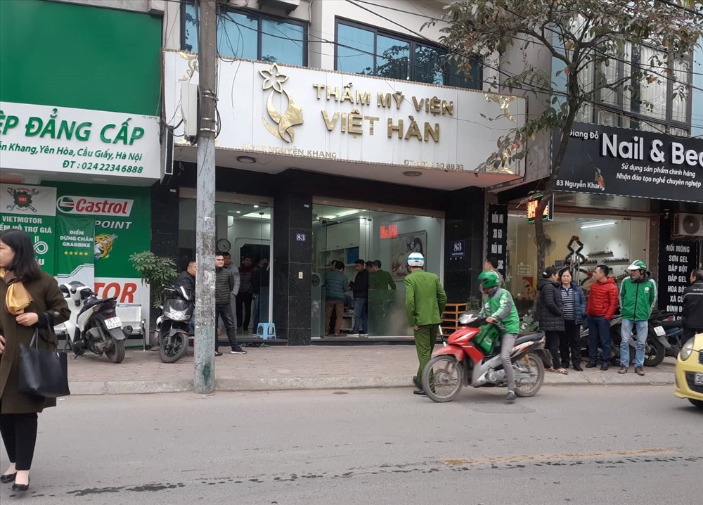 Thẩm mỹ viện Việt Hàn- nơi xảy ra vụ việc. Ảnh: Đ.T
