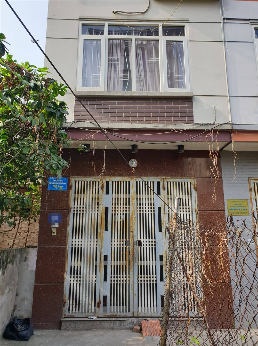 Ngôi nhà 5 tầng nơi nạn nhân sinh sống. Ảnh: P.Đ