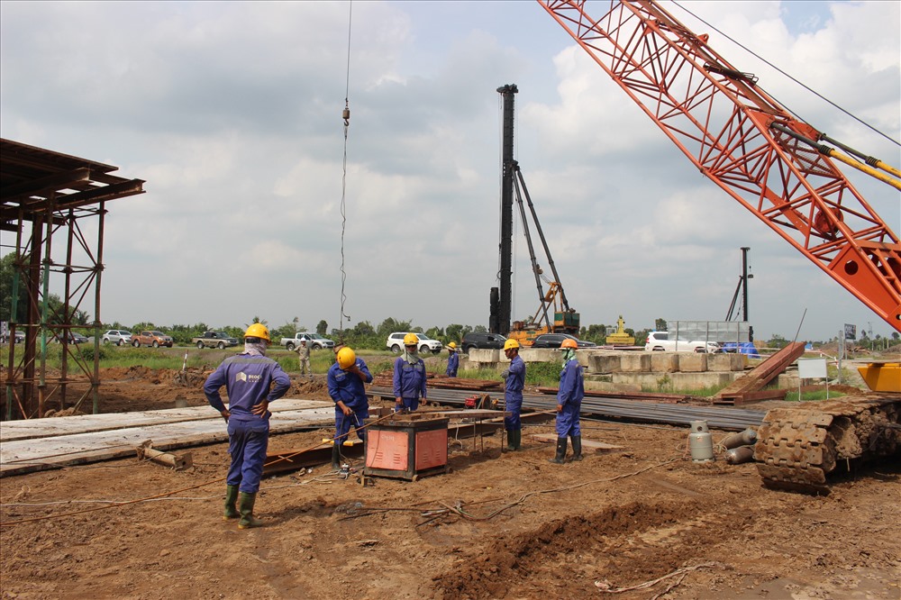 Trên công trình Cao tốc Trung Lương - Mỹ Thuận. Ảnh: K.Q