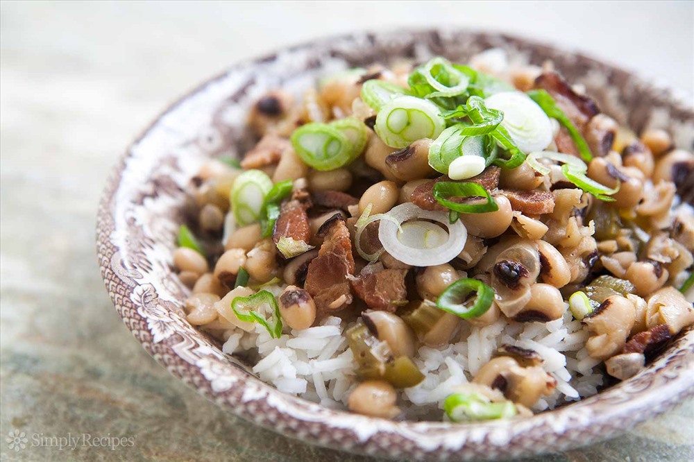 Hoppin John là món ăn chứa rất nhiều tinh bột do có cơm, đậu ...