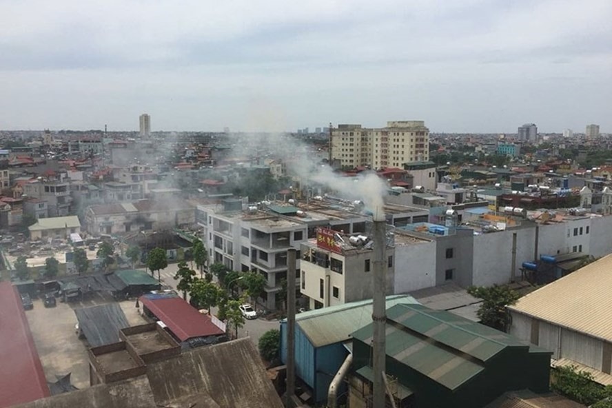 Việc di dời các cơ sở công nghiệp trong nội đô còn gặp nhiều khó khăn. Ảnh: PHẠM ĐÔNG