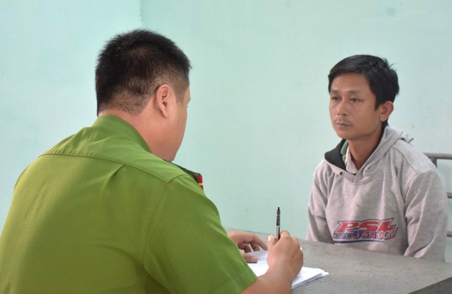 Bị can Nguyễn Đức Vinh tại cơ quan điều tra Ảnh: CTV