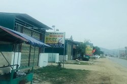 Lãnh đạo xã "hô biến" đất công rồi giao cho các "quan bà"