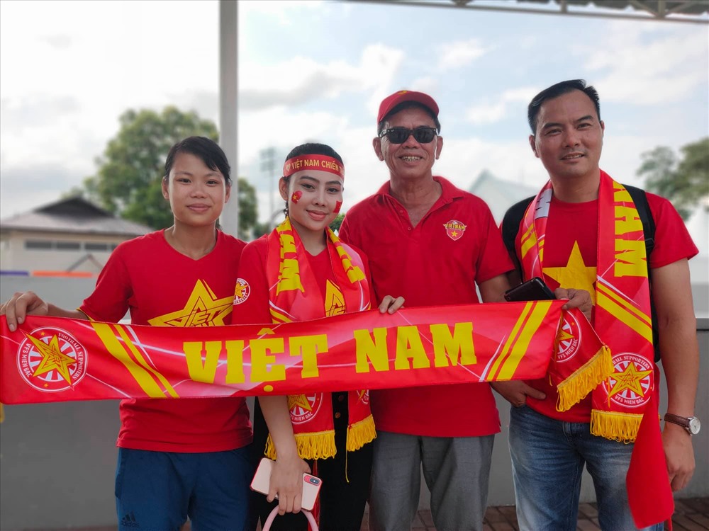 Cổ động viên Việt Nam có mặt cổ vũ đội tuyển U22
