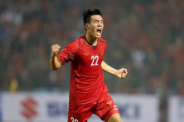Tiến Linh tỏa sáng, ghi bàn rút ngắn cách biệt xuống 1-2 cho U22 Việt Nam. Ảnh: AFF
