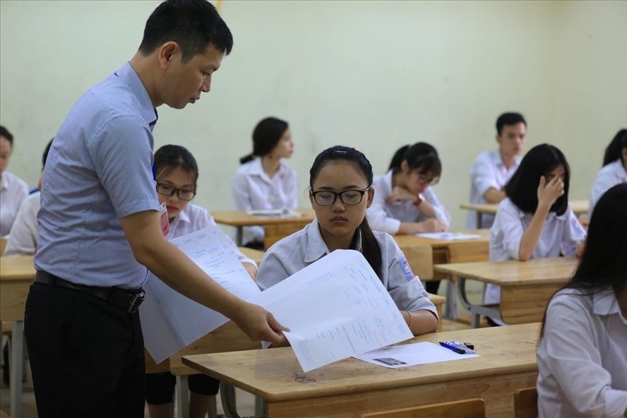 Học sinh Việt Nam được trang bị nhiều kiến thức hàn lâm, học thuật. Ảnh minh họa: Hải Nguyễn