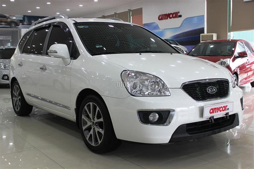 Kia Carents 2014. Ảnh ST.