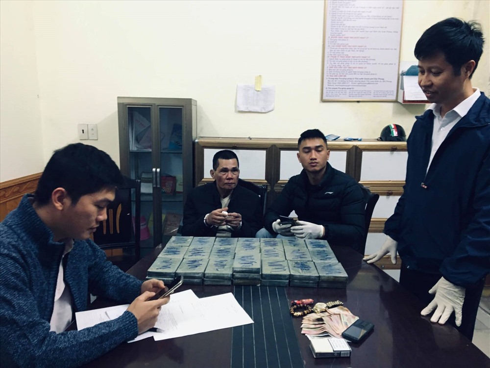 Các đối tượng tại cơ quan điều tra. Ảnh CTV