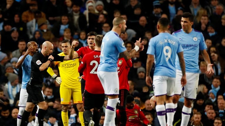 Tình huống mở điểm của Rashford. Ảnh: Getty & Reuters.