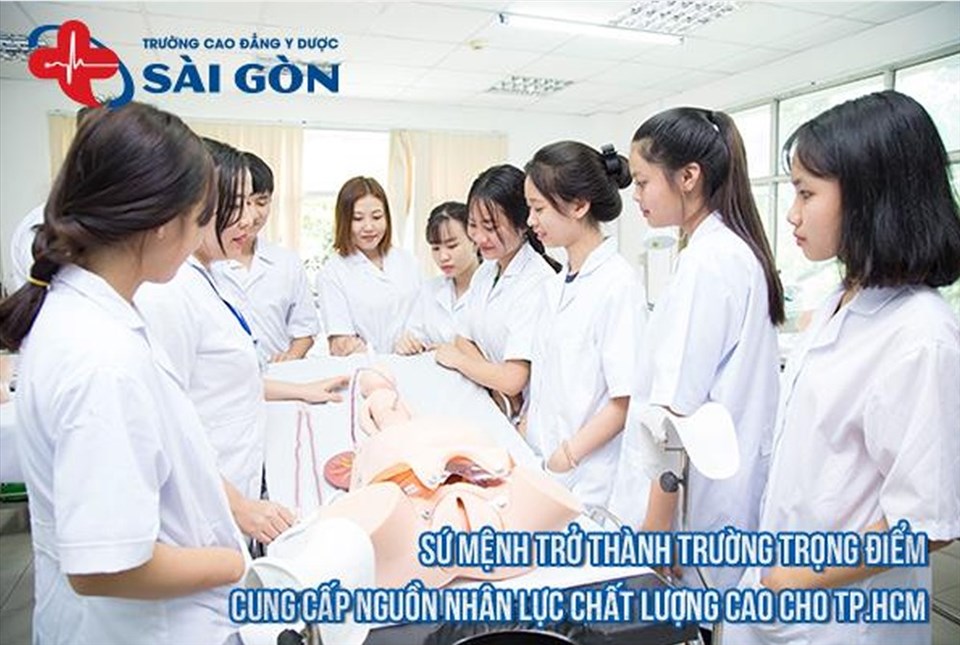 Sứ mệnh của chúng tôi là cung cấp nguồn nhân lực chất lượng cao cho TP.HCM và nước nhà. Sứ mệnh của chúng tôi là cung cấp nguồn nhân lực chất lượng cao cho TP.HCM và nước nhà.