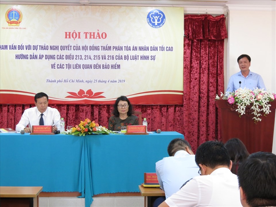 Ông Phan Văn Mến – Giám đốc BHXH TPHCM phát biểu tại hội thảo Ông Phan Văn Mến – Giám đốc BHXH TPHCM phát biểu tại hội thảo