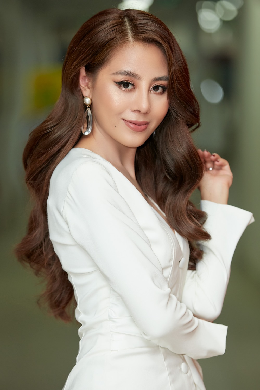Nam Thư cho biết cô sẽ là nhân tố mới chứ không phải người thay thế MC Cát Tường.