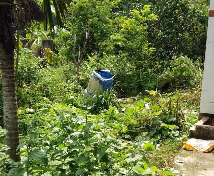 Thi thể thứ 2 được phát hiện sáng 16.5 ngoài vườn căn nhà.
