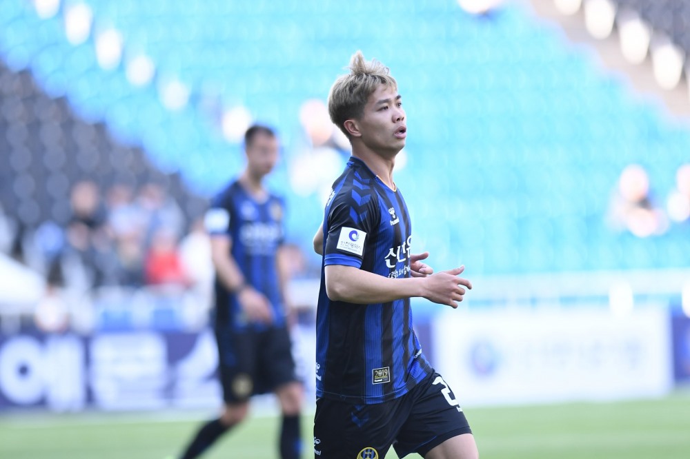 Công Phượng đag gặp nhiều khó khăn để hòa nhập tại K.League.