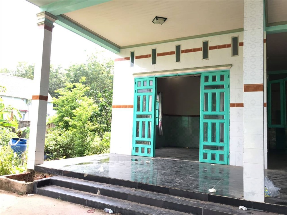 Căn nhà phát hiện 2 tử thi là nam giới khoảng 30 đến 35 tuổi.