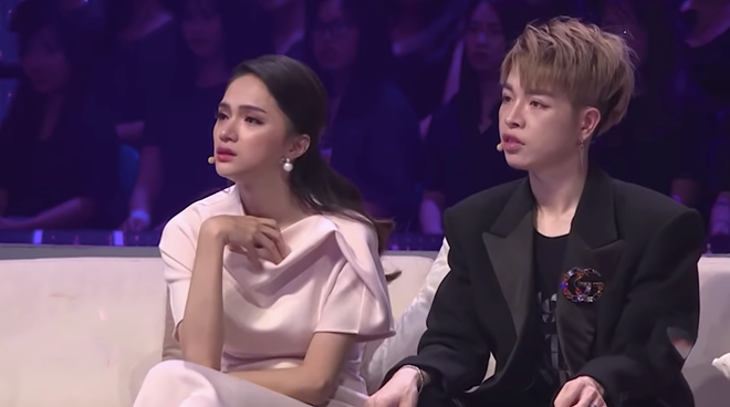 Hương Giang xúc động khi nghe câu chuyện của Gia Huy.